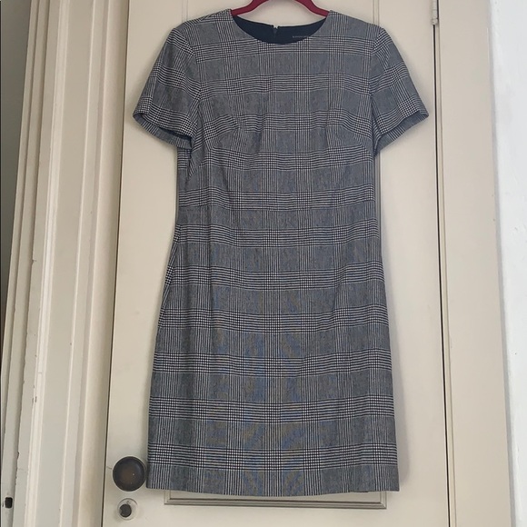 Classic plaid fitted dress. - Picture 1 of 3